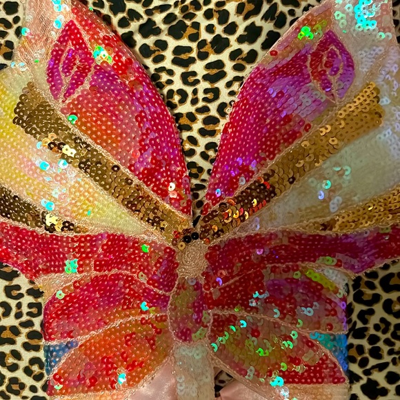 Butterfly Summer Top - Picture 3 of 3